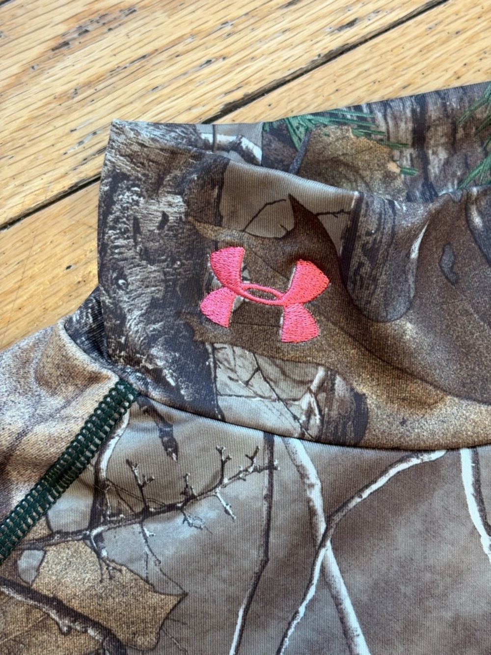 Under Armour Woodland Camo Long Sleeve Turtleneck Top with Pink Logo - Picture 5 of 5